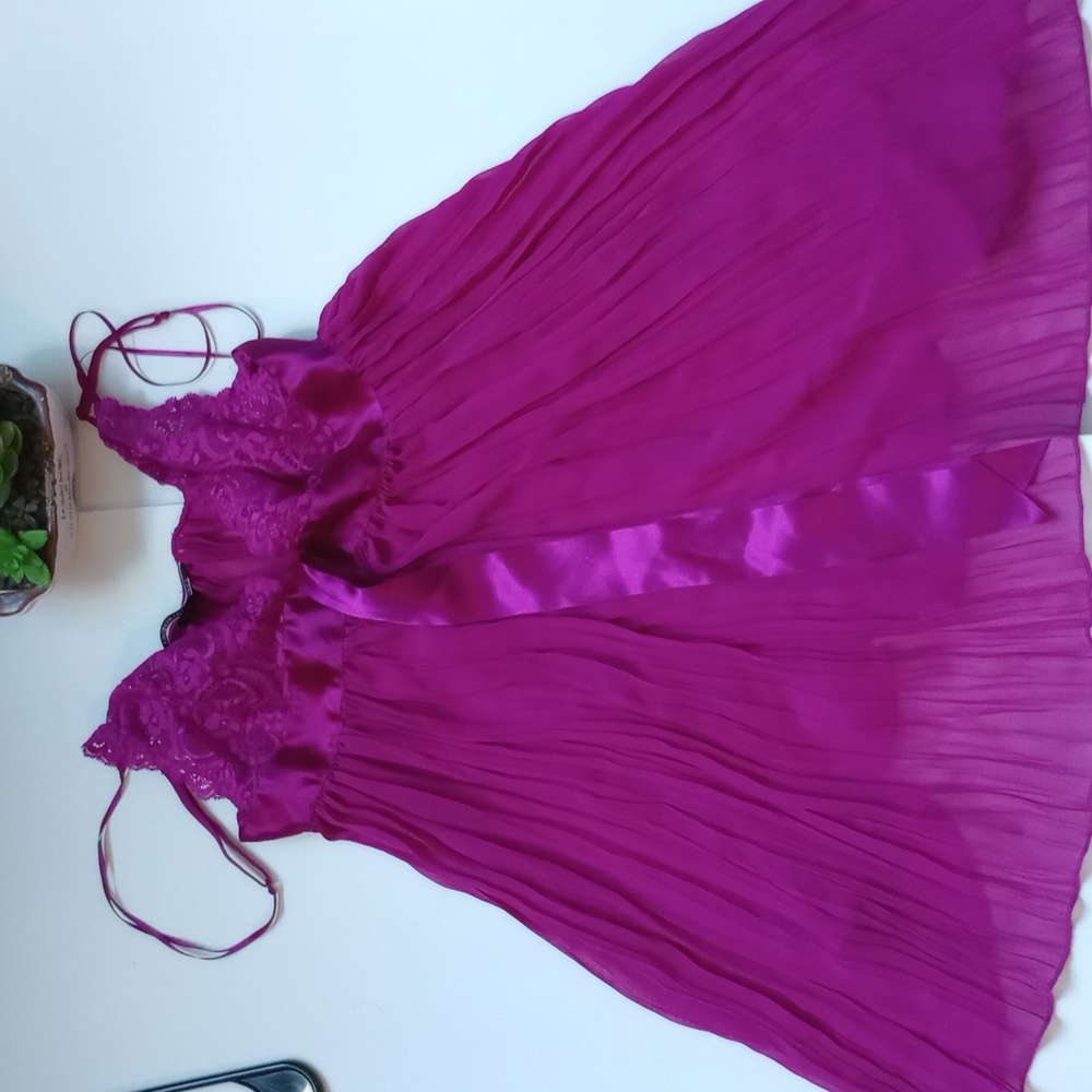 Victoria Secret night gown